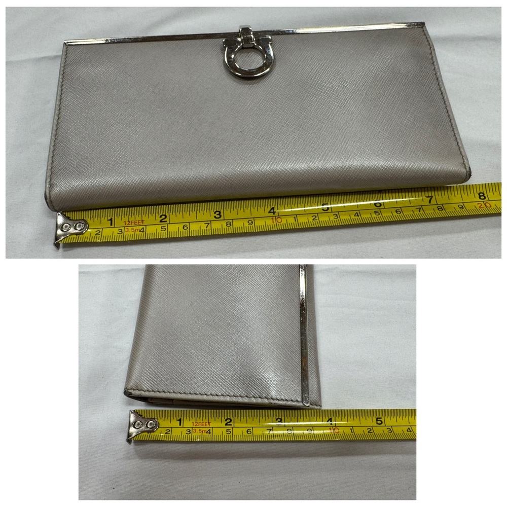 Salvatore Ferragamo Silver Gancini Saffiano Leather Wallet  EUC - Picture 7 of 8